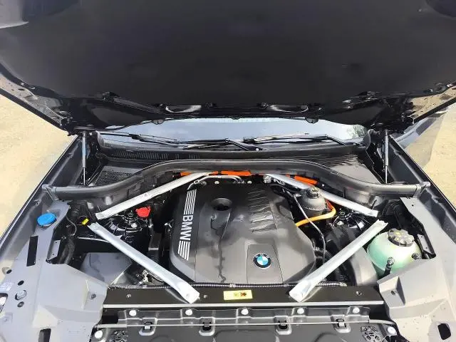 2026 BMW X5 XDRIVE50E  