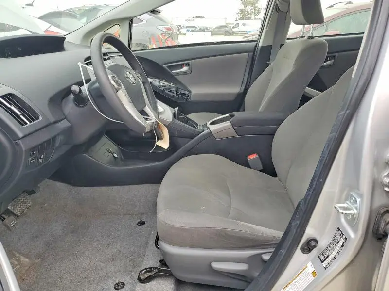 2014 TOYOTA PRIUS THREE  