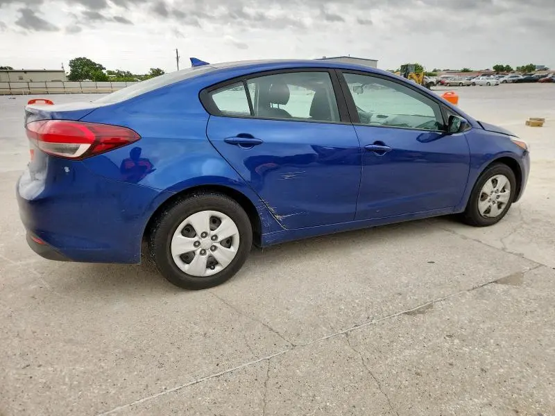 2018 KIA FORTE LX  
