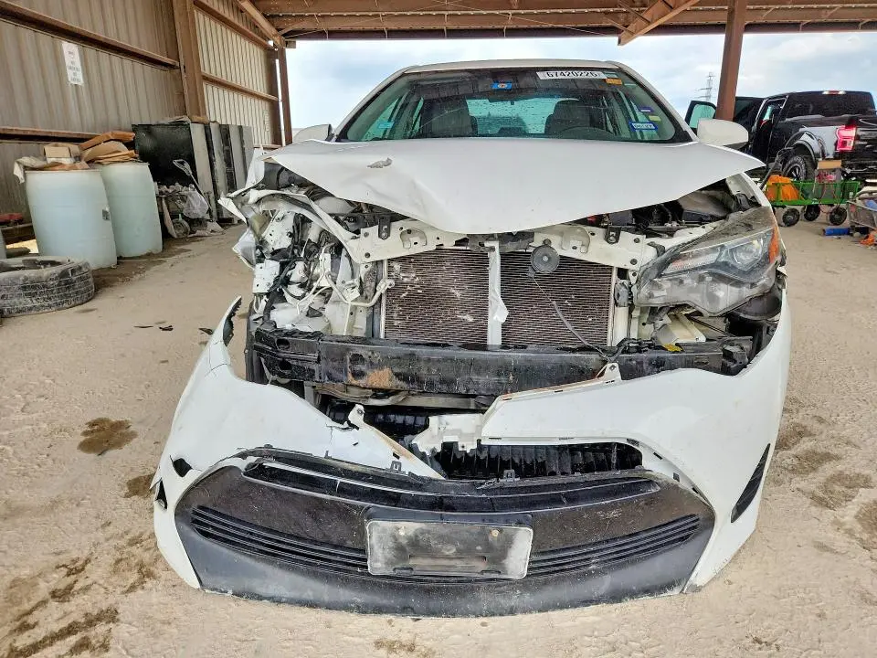 2018 TOYOTA COROLLA LE  