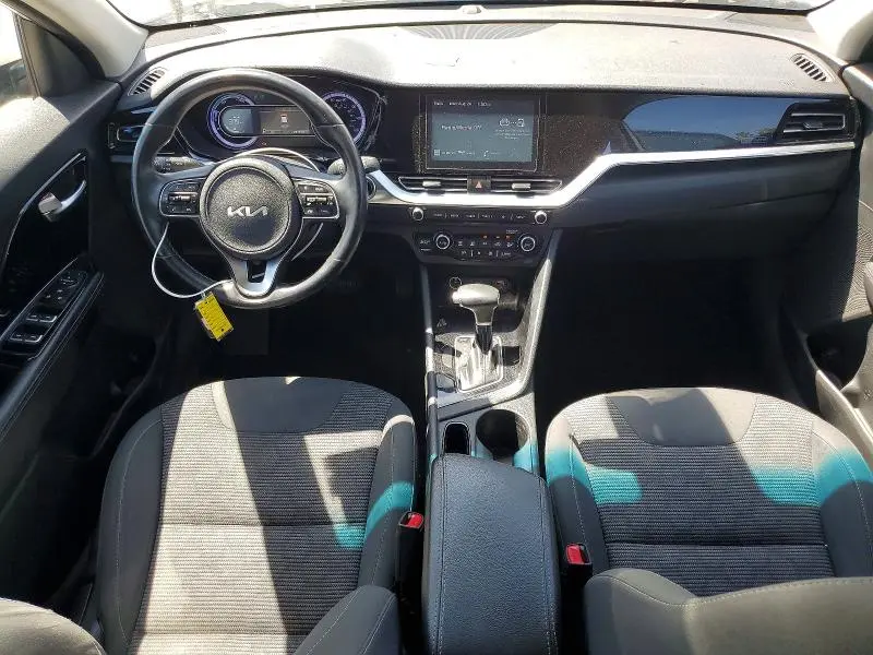 2022 KIA NIRO LXS  