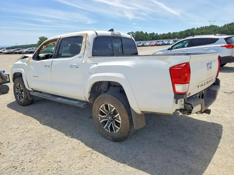 2017 TOYOTA TACOMA SR5  