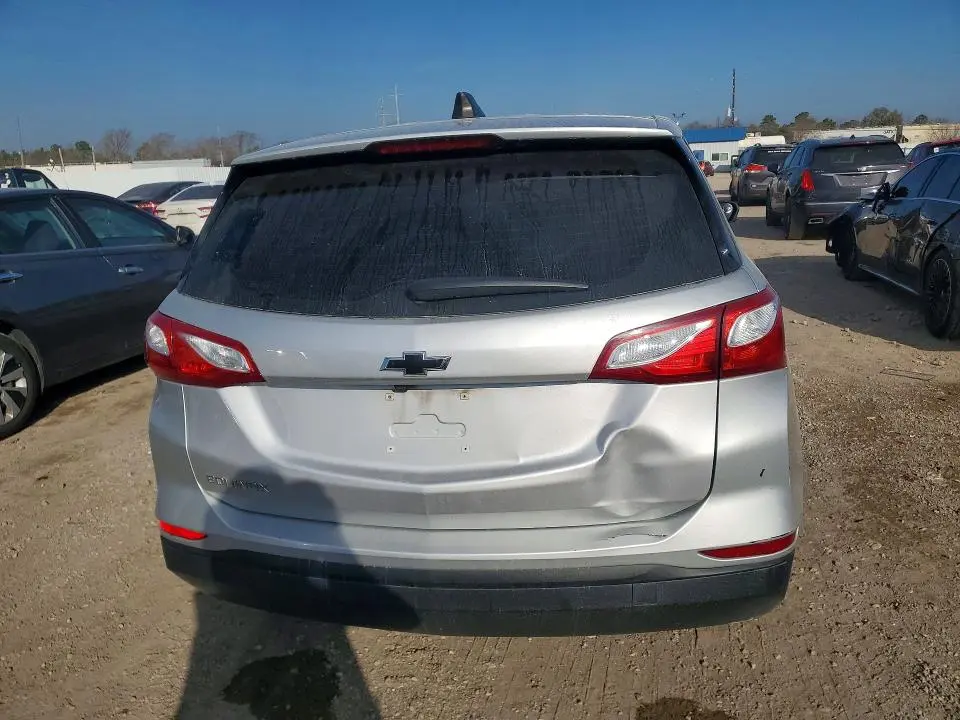 2021 CHEVROLET EQUINOX LS  