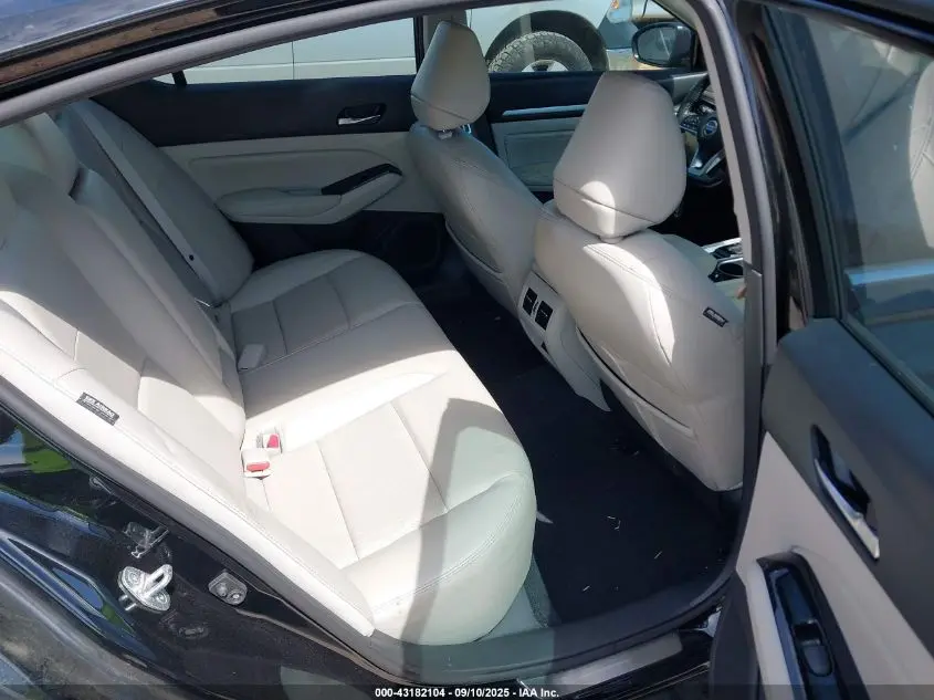 2022 NISSAN ALTIMA SL FWD