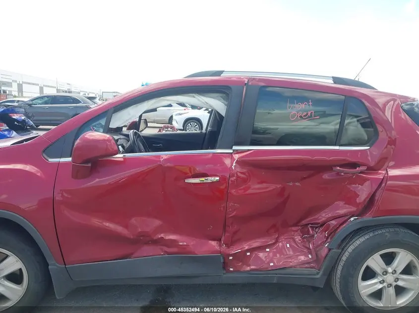 2019 CHEVROLET TRAX LT