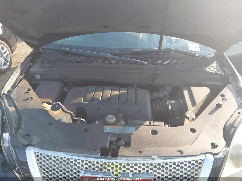 2011 GMC ACADIA DENALI