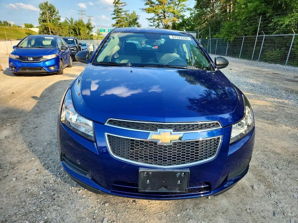 2013 CHEVROLET CRUZE LS  