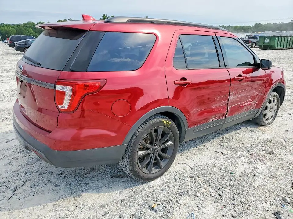 2017 FORD EXPLORER XLT  