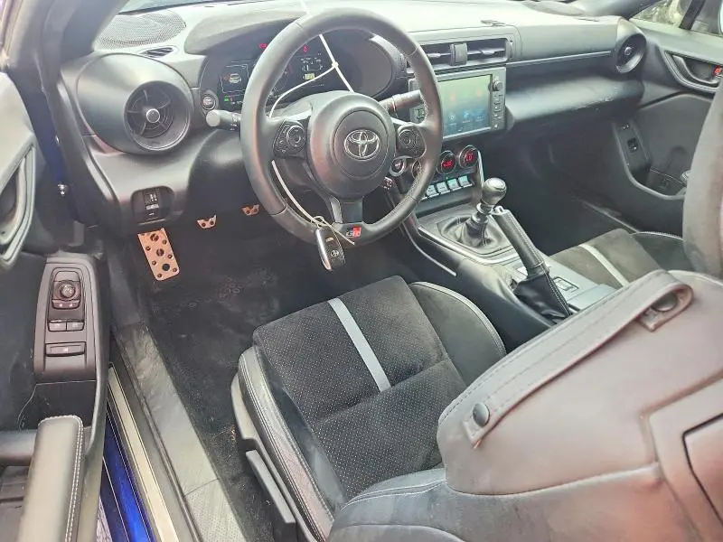 2023 TOYOTA GR 86 PREMIUM  