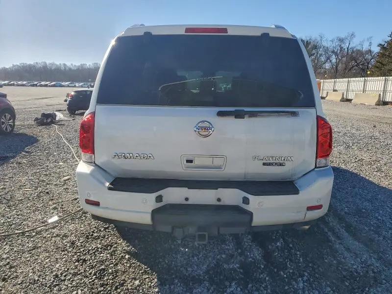 2014 NISSAN ARMADA SV  