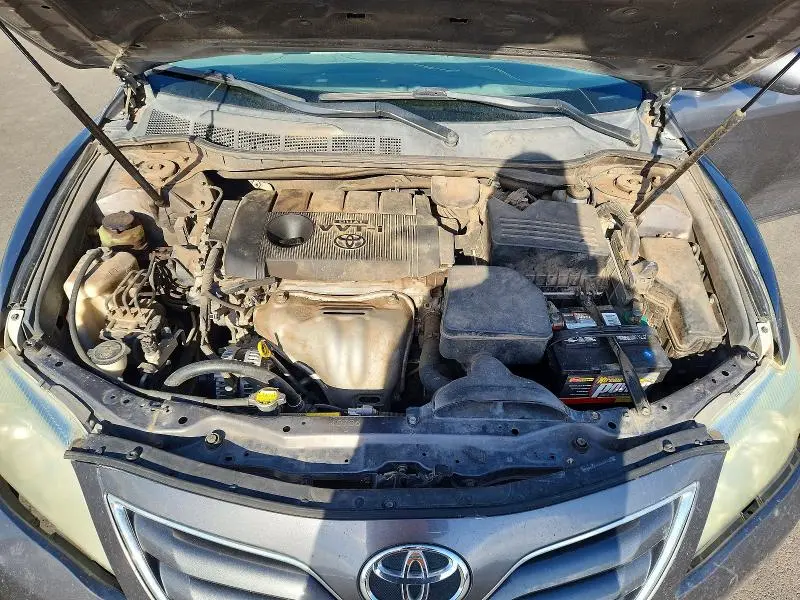 2011 TOYOTA CAMRY LE  