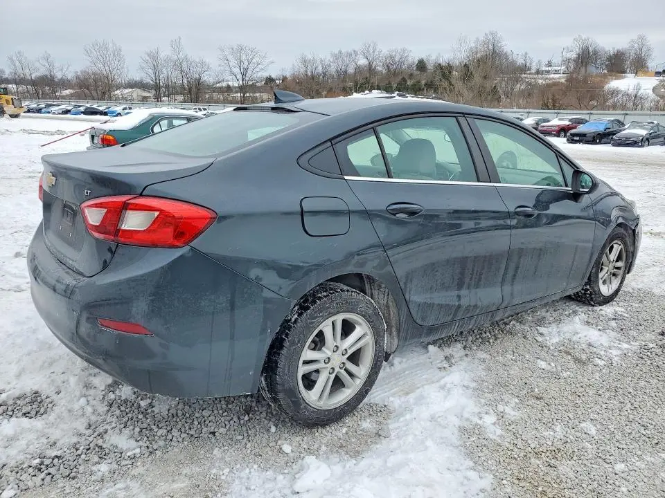 2018 CHEVROLET CRUZE LT  