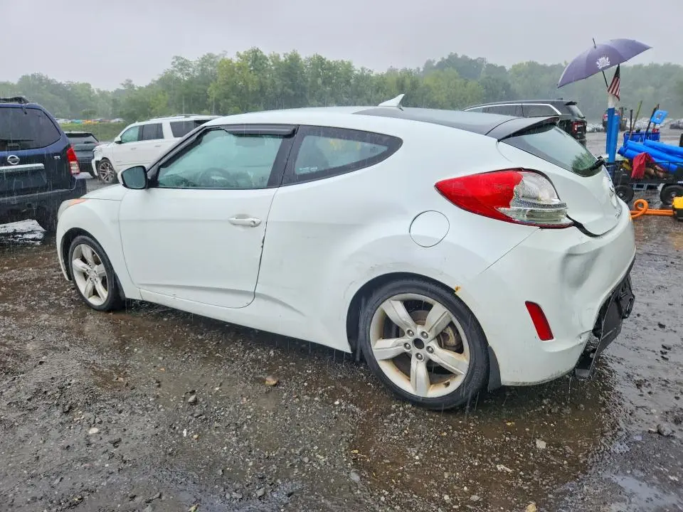 2013 HYUNDAI VELOSTER BASE  