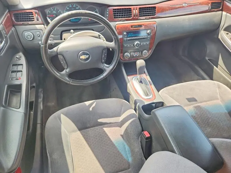 2010 CHEVROLET IMPALA LT  