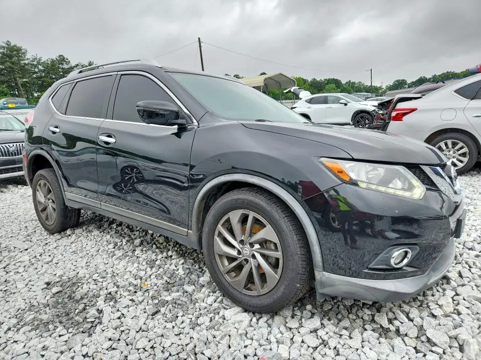 2016 NISSAN ROGUE SL  