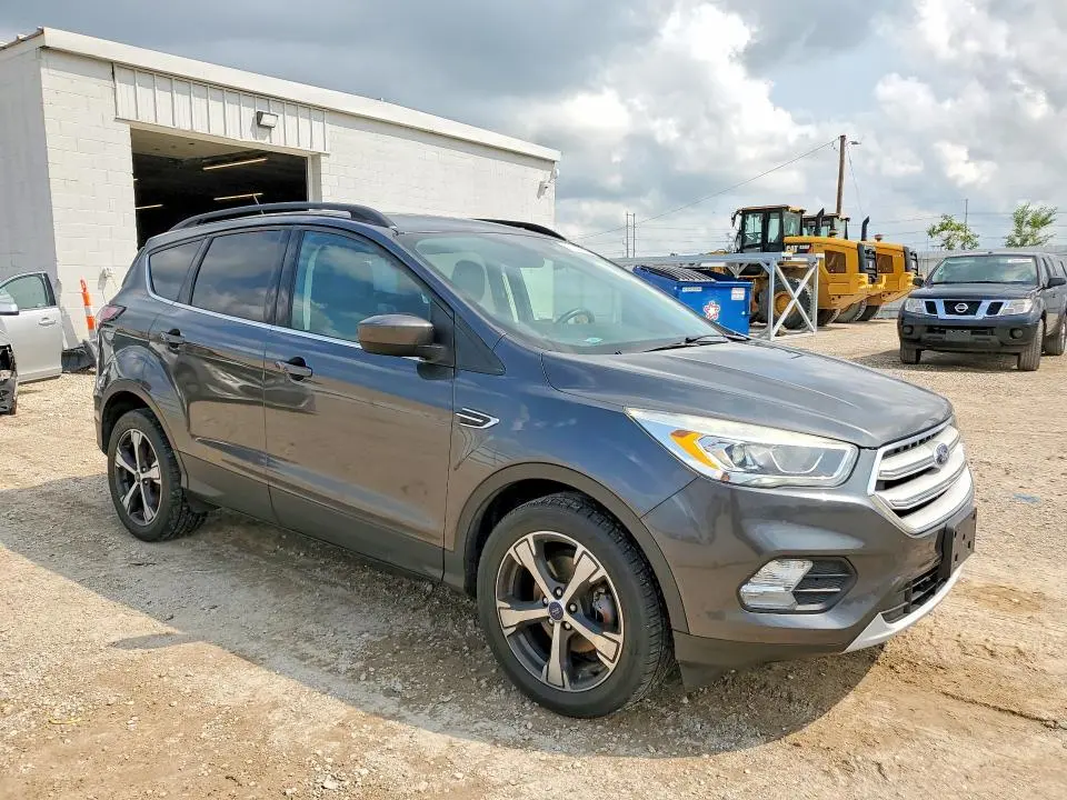 2018 FORD ESCAPE SEL  