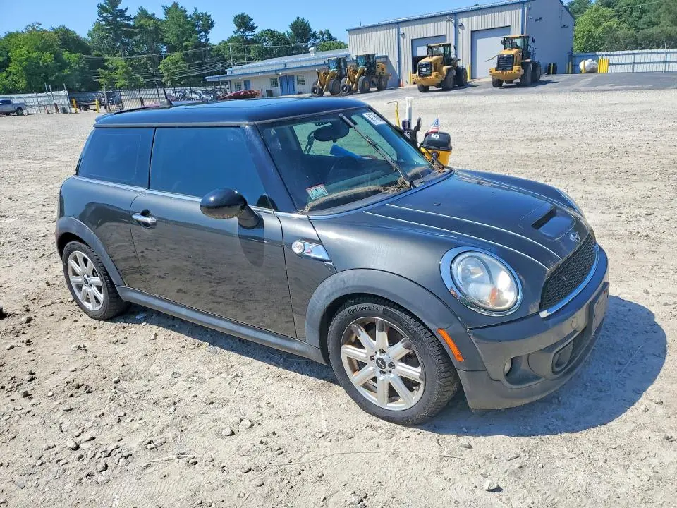 2013 MINI COOPER S  