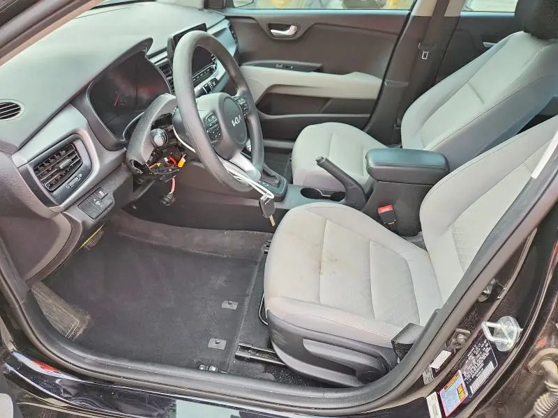 2022 KIA RIO S  