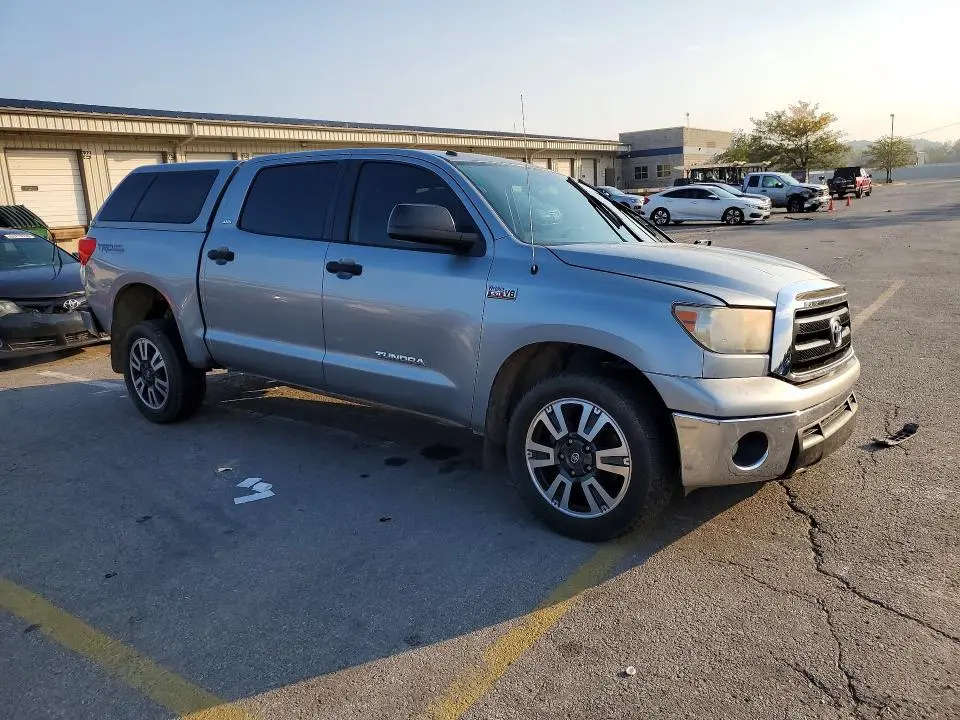 2011 TOYOTA TUNDRA CREWMAX SR5  