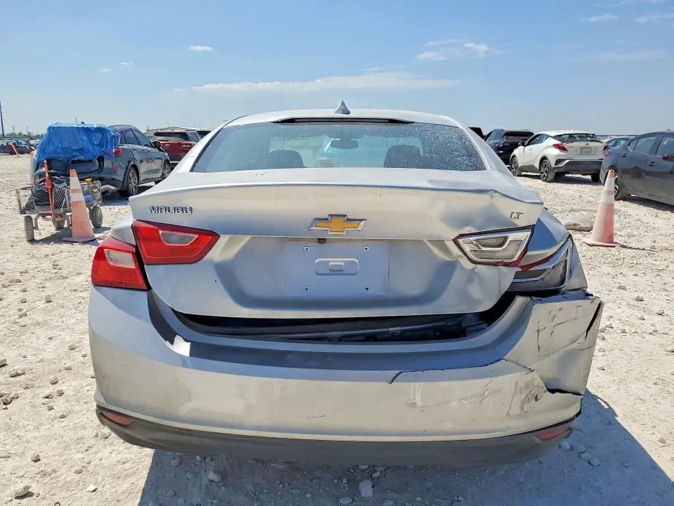 2017 CHEVROLET MALIBU LT  