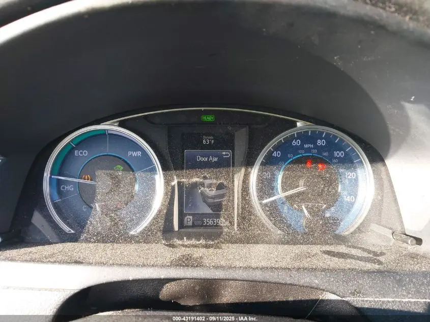 2015 TOYOTA CAMRY HYBRID LE