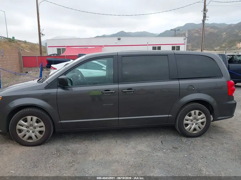 2018 DODGE GRAND CARAVAN SE