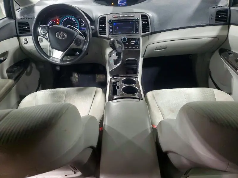 2013 TOYOTA VENZA LE  