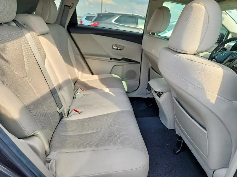 2013 TOYOTA VENZA LE  