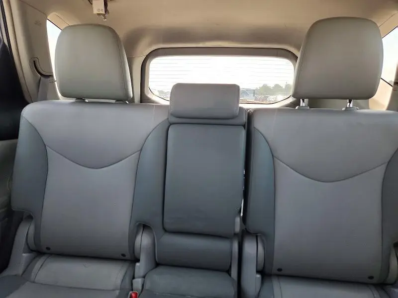 2014 TOYOTA PRIUS V FIVE  