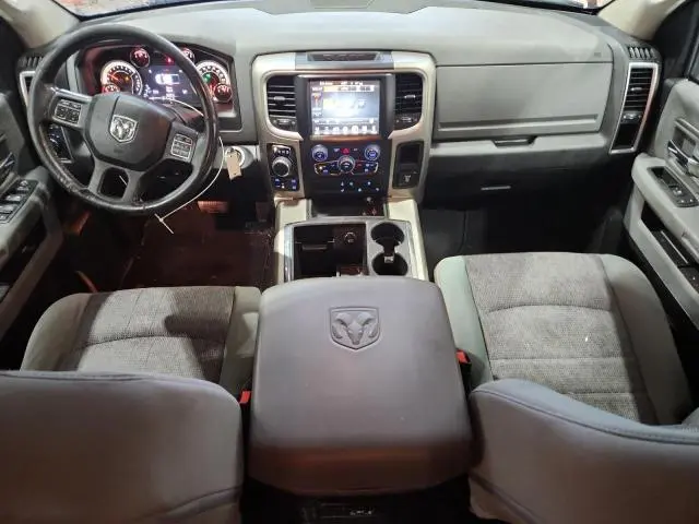 2013 RAM 1500 SLT  