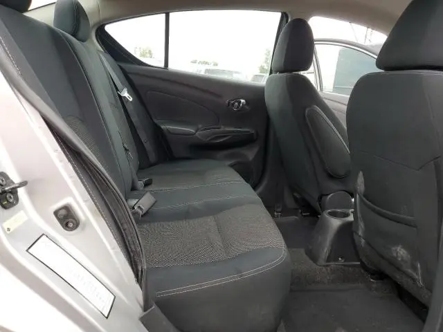 2016 NISSAN VERSA S  
