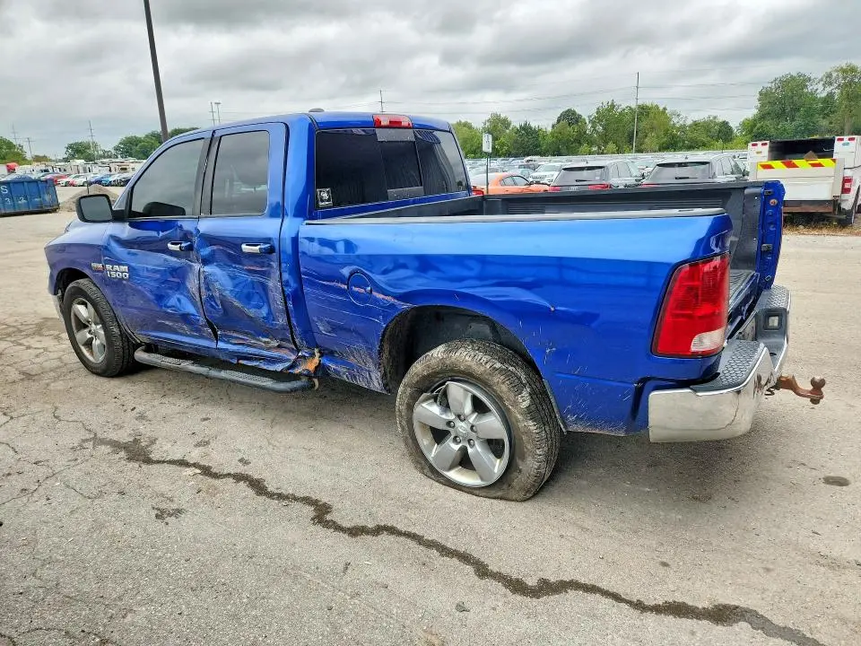 2015 RAM 1500 SLT  