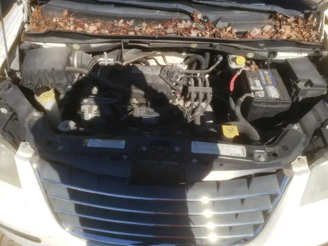 2010 CHRYSLER TOWN & COUNTRY TOURING  