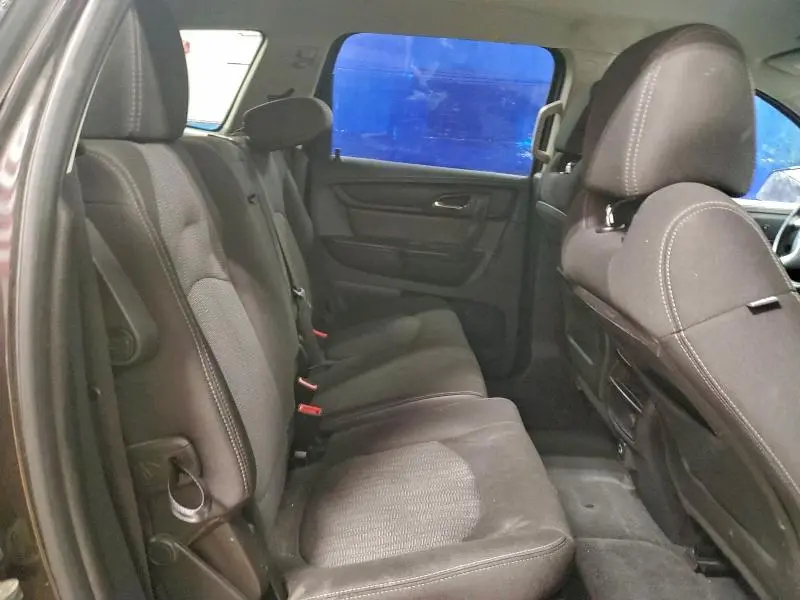 2017 CHEVROLET TRAVERSE LT  