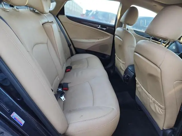 2013 HYUNDAI SONATA SE  