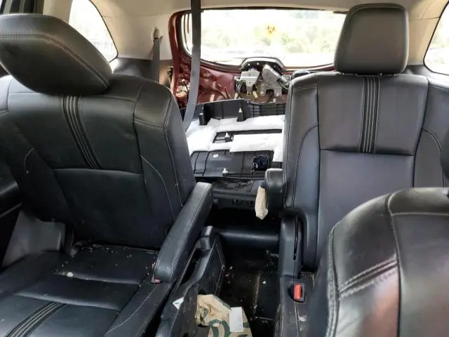 2017 TOYOTA HIGHLANDER SE  