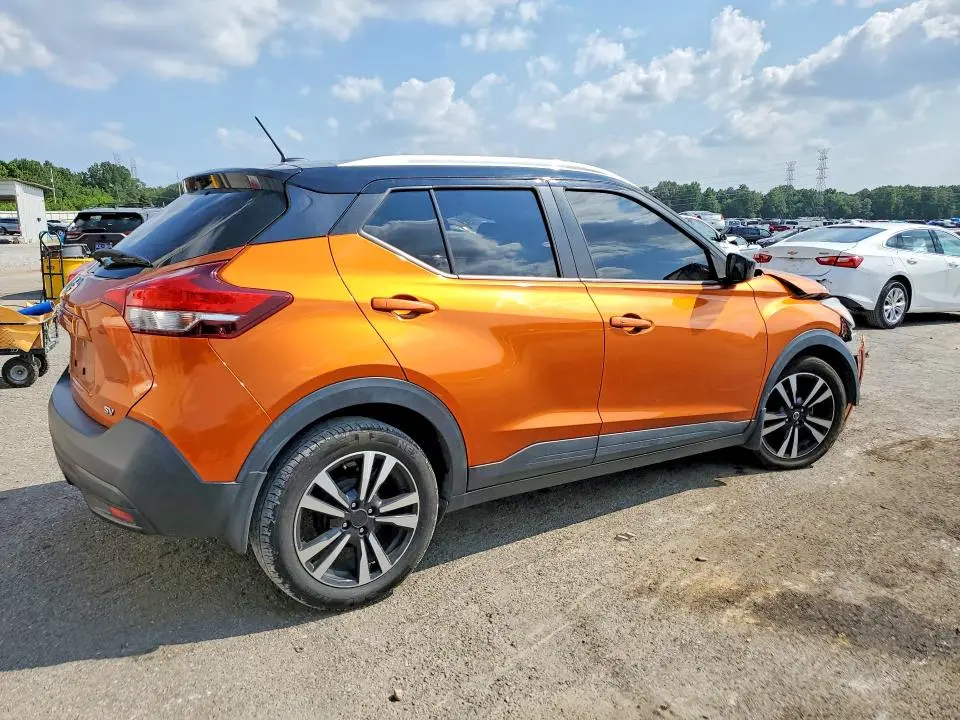 2019 NISSAN KICKS SV  