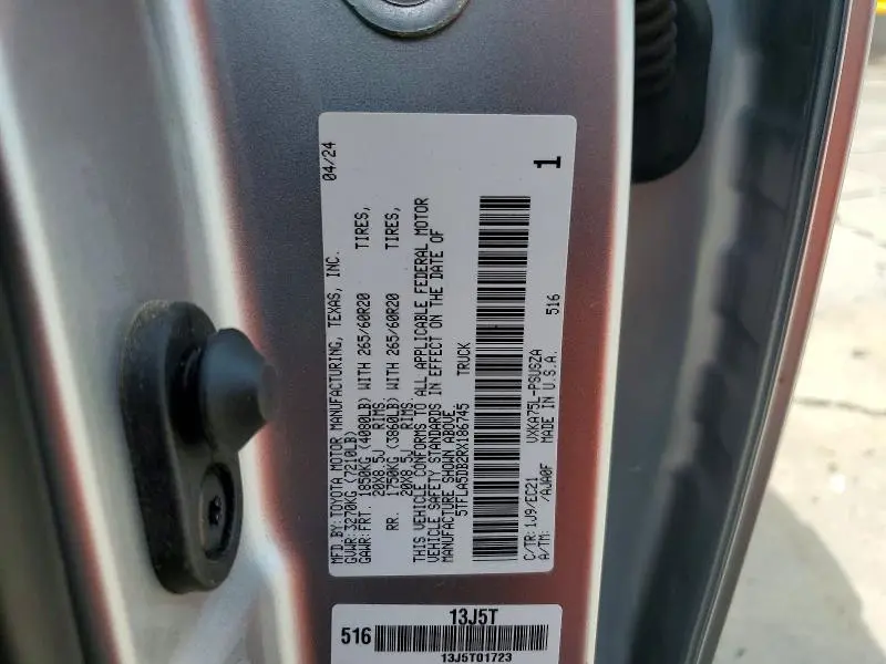 2024 TOYOTA TUNDRA SR5  