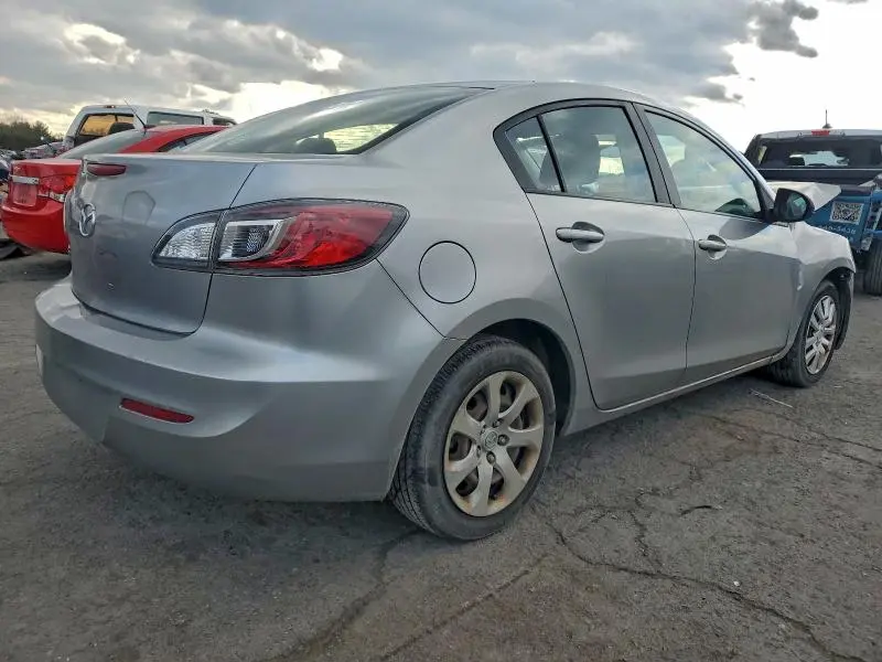 2013 MAZDA 3 I  