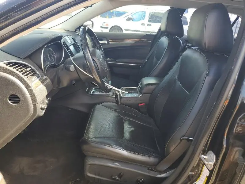 2015 CHRYSLER 300C   