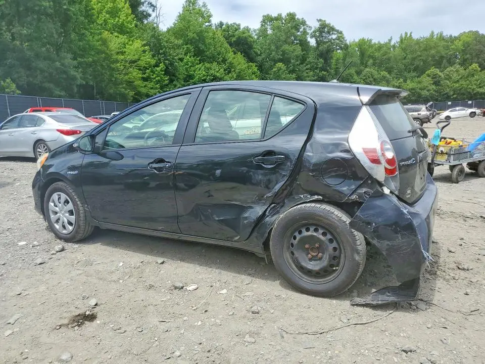 2013 TOYOTA PRIUS C TWO  