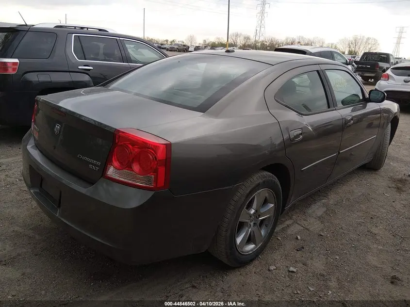2010 DODGE CHARGER SXT