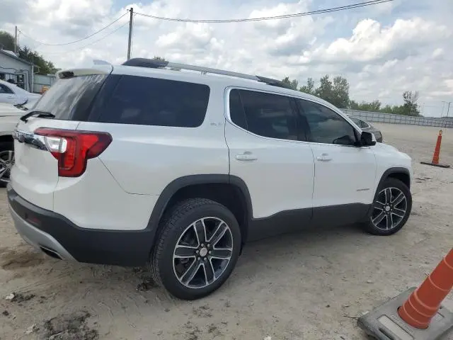 2022 GMC ACADIA SLT  