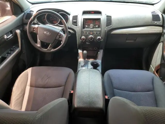2011 KIA SORENTO BASE