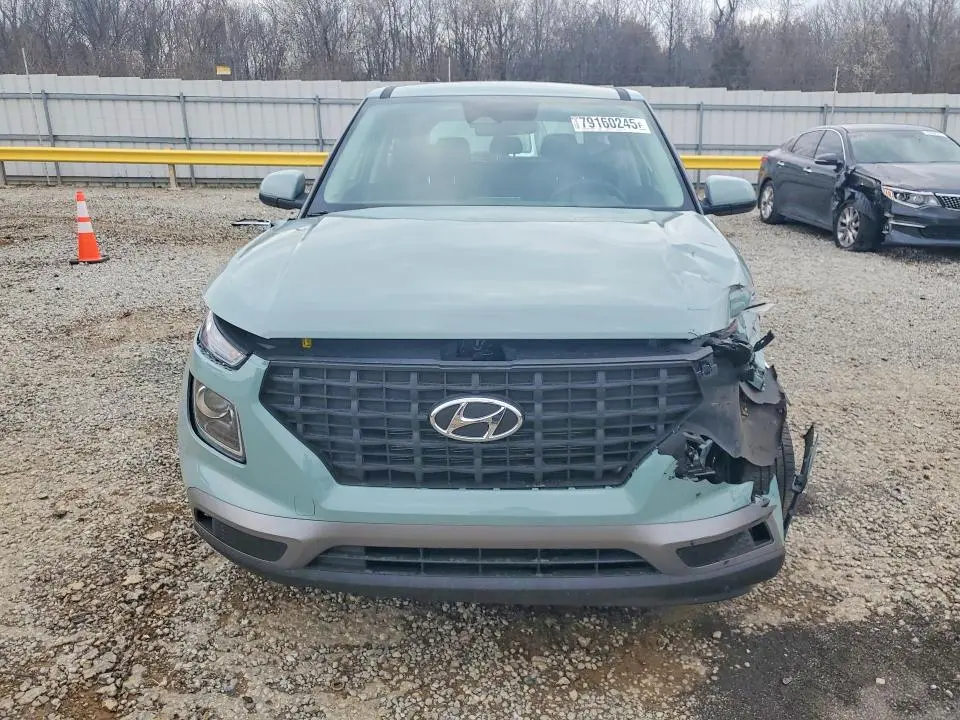 2026 HYUNDAI VENUE SE  