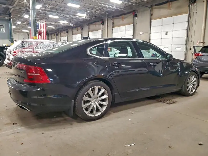 2017 VOLVO S90 T6 MOMENTUM  