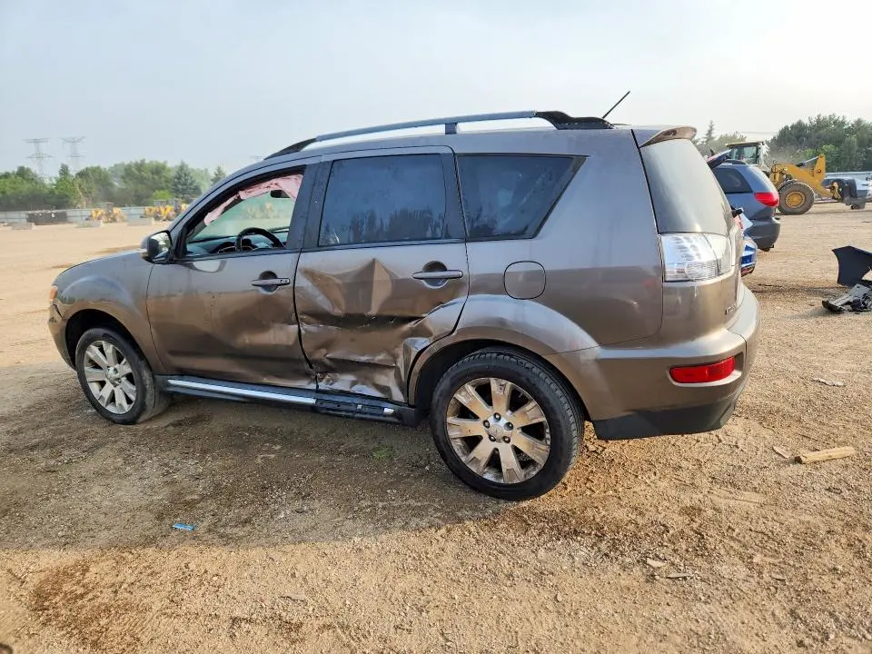 2012 MITSUBISHI OUTLANDER SE  