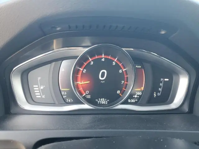 2017 VOLVO V60 CROSS COUNTRY PREMIER  