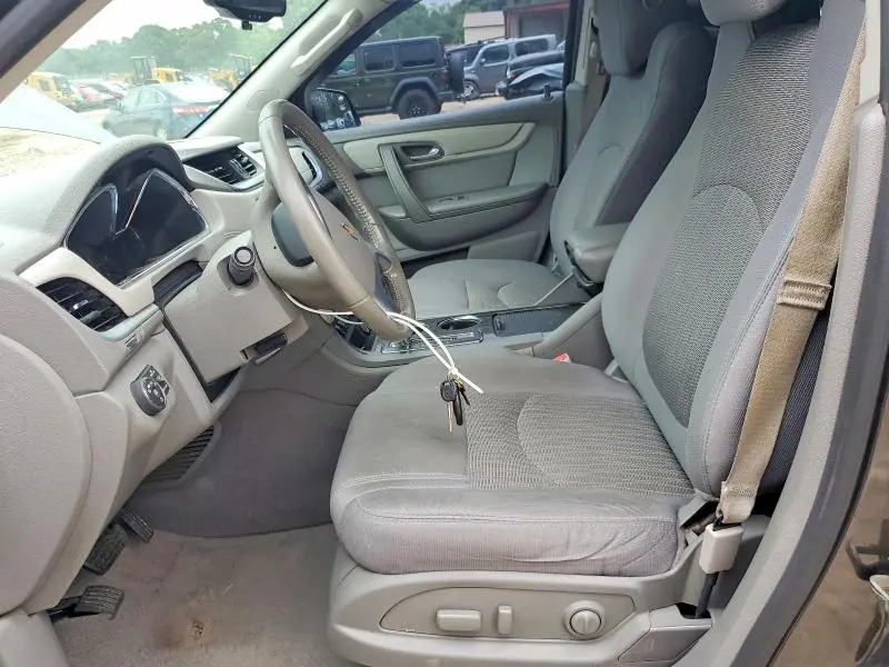 2014 CHEVROLET TRAVERSE LT  