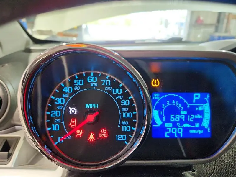 2013 CHEVROLET SPARK 1LT  